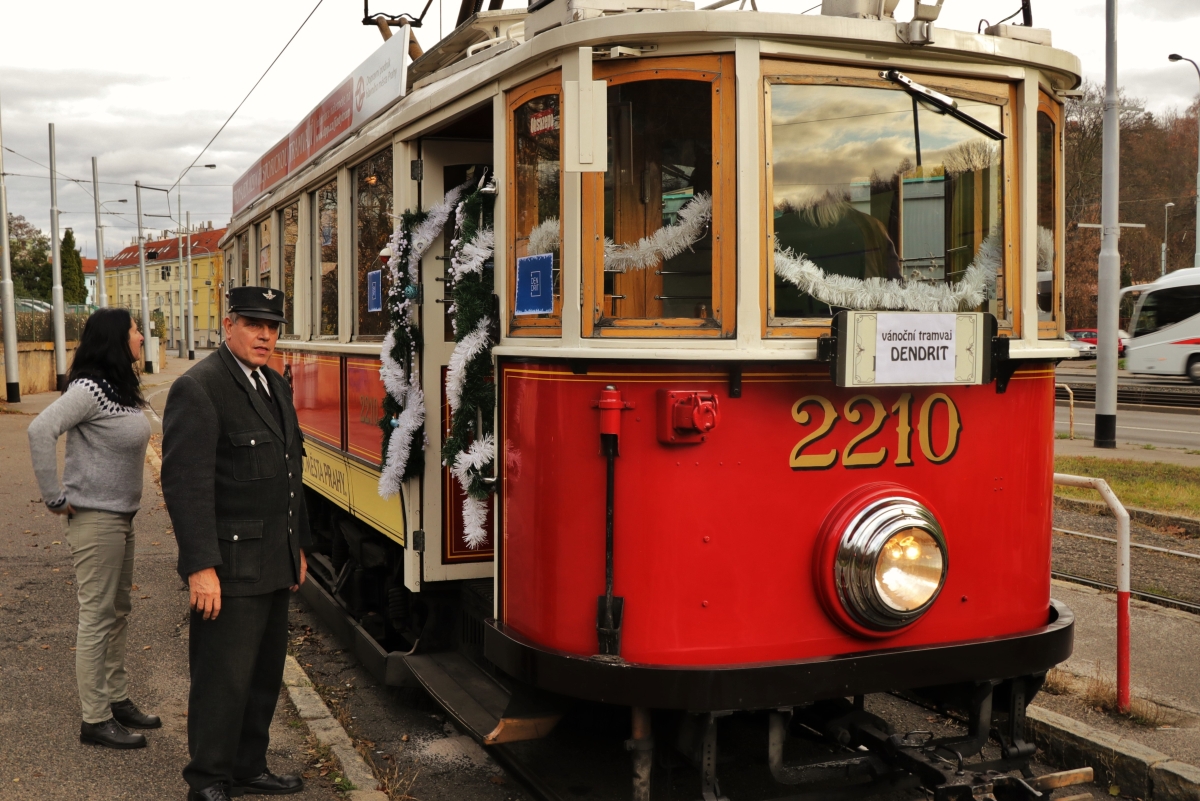 VÁNOČNÍ TRAMVAJ DENDRIT 2019