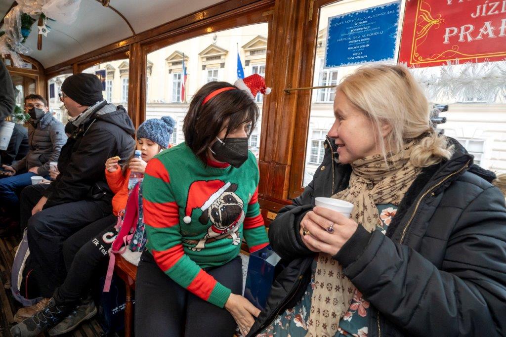 VÁNOČNÍ TRAMVAJ OPĚT FRČELA!