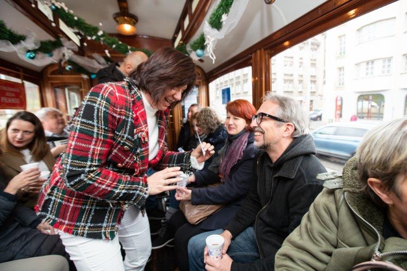 DENDRITÍ VÁNOČNÍ TRAMVAJ 2022