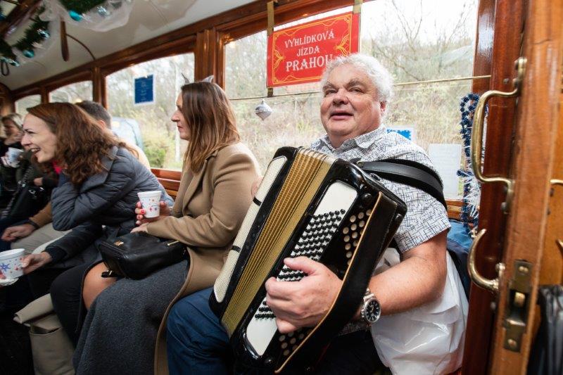 DENDRITÍ VÁNOČNÍ TRAMVAJ 2022