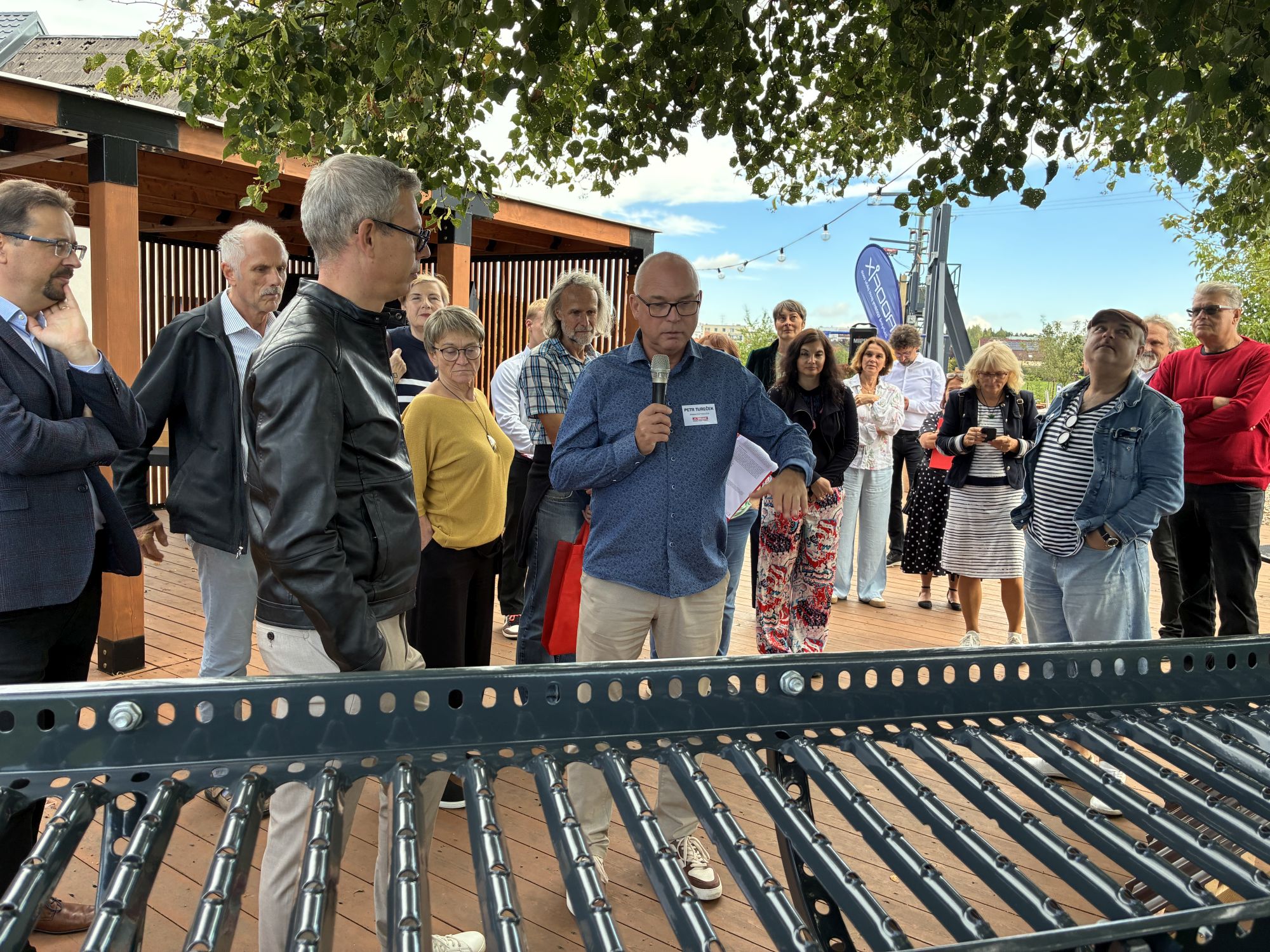 Plechové střechy, adrenalin i bezpečí… a k tomu dávka architektury a nečekaných zážitků