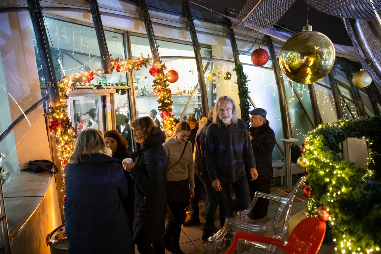 Vykřesali jsme s novináři jiskry vánoční atmosféry