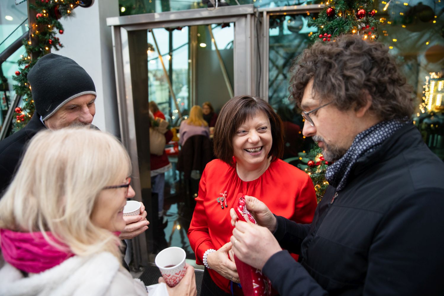 Vykřesali jsme s novináři jiskry vánoční atmosféry