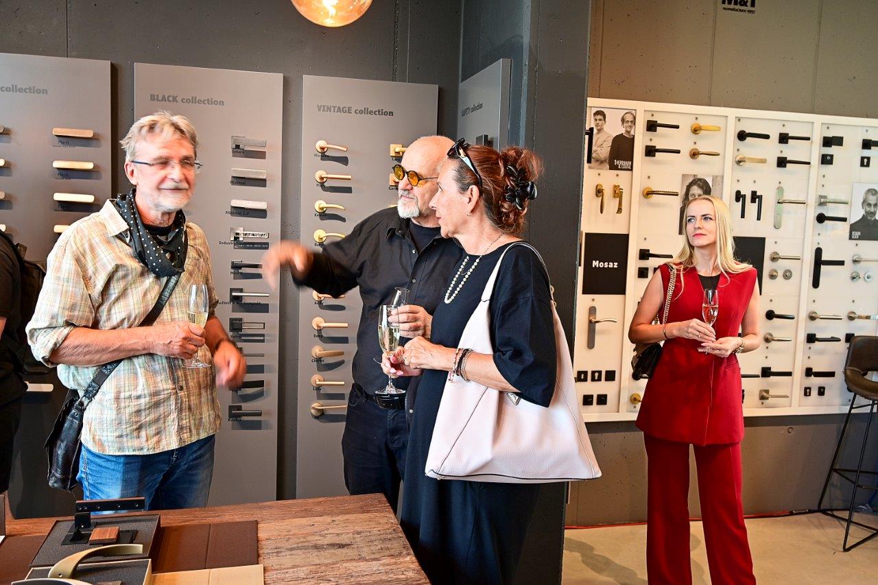 MT showroom setkani s architekty a novinari foto 1 zdroj MT
