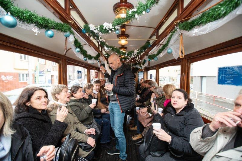 3 Vanocni tramvaj DENDRIT 2022 44