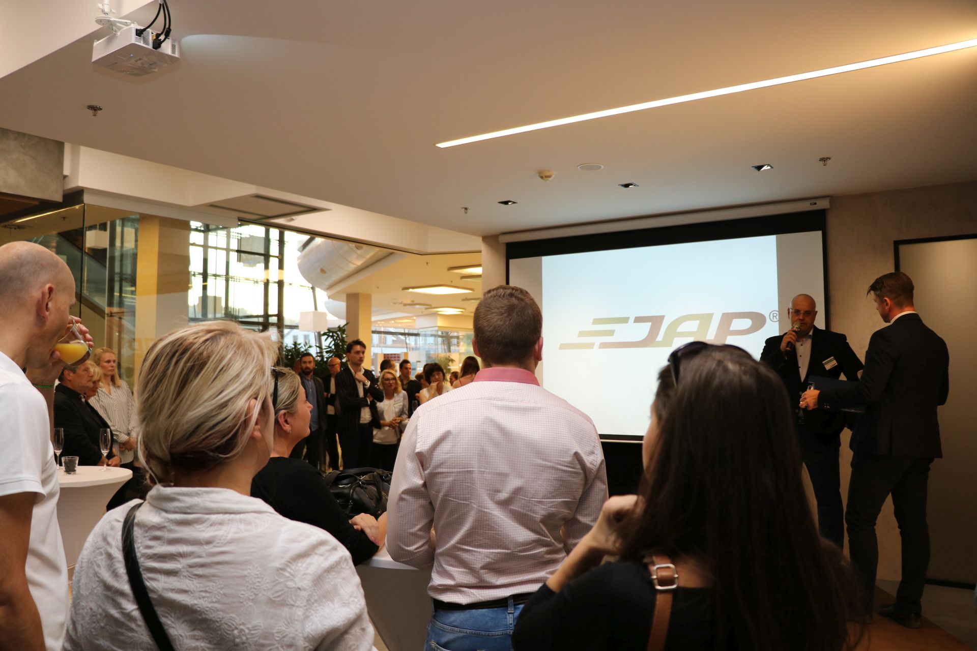 slavnostni otevreni showroom JAP foto zdroj J.A.P 7