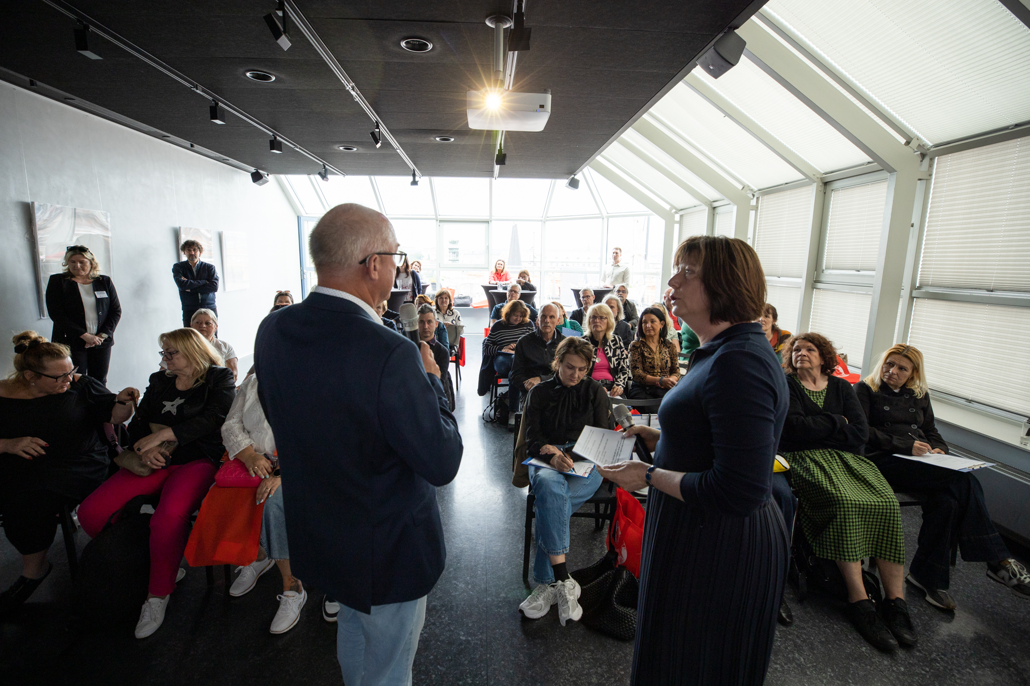 TK SATJAM Chci strechu 106 foto zdroj SATJAM