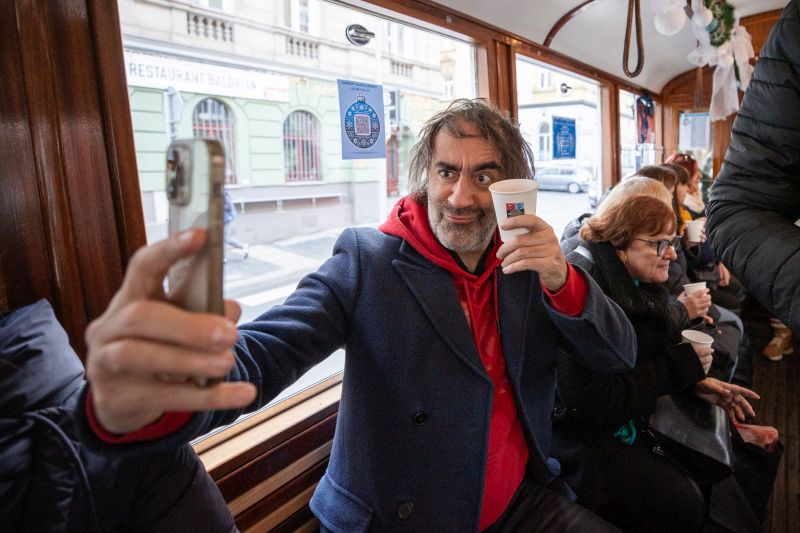 Vánoční tramvaj foto zdroj DENDRIT 110