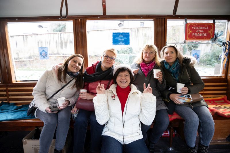 Vánoční tramvaj foto zdroj DENDRIT 58