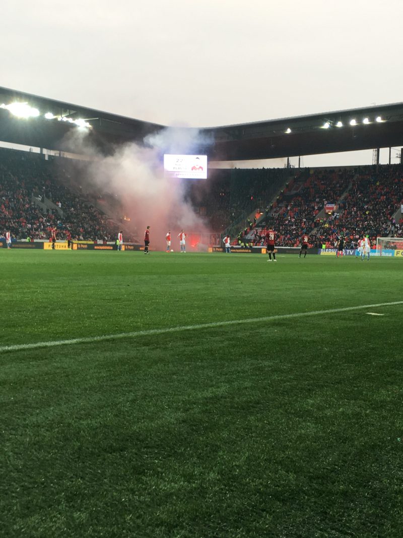 DERBY SLAVIA SPARTA MT 5