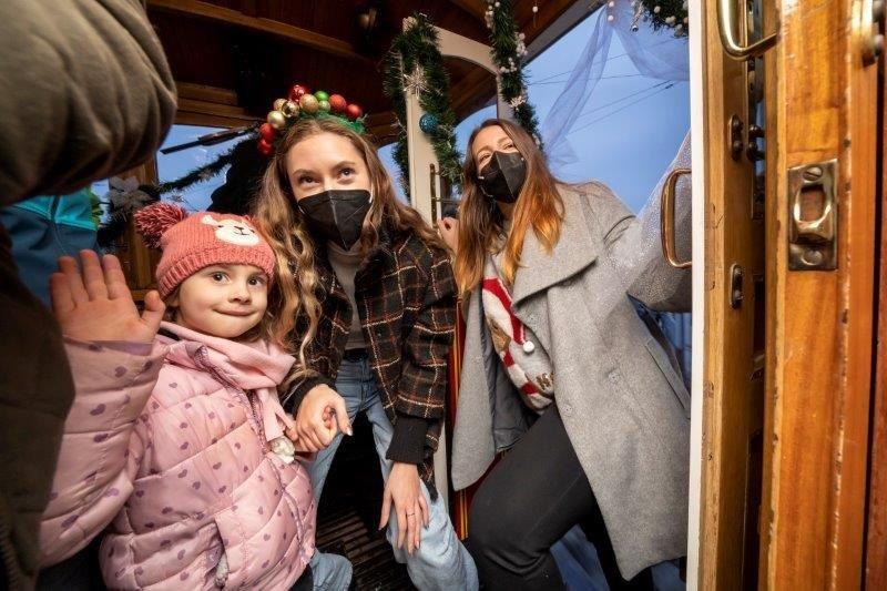 Vanocni tramvaj Dendrit 230