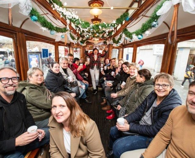 DENDRITÍ VÁNOČNÍ TRAMVAJ 2022